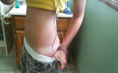 Super-Fucking-Hot femmes with sunburn lines