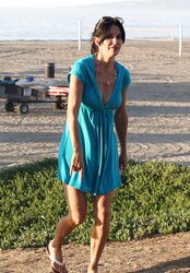 Courteney Cox Sole Pictures