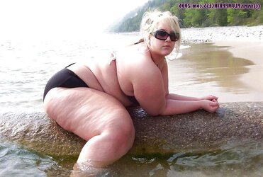 Bootylicious Beach Honey