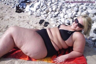 Bootylicious Beach Honey