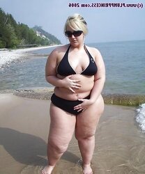 Bootylicious Beach Honey