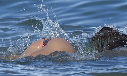 Alex Morgan bathing suit in Hawaii