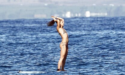 Alex Morgan bathing suit in Hawaii