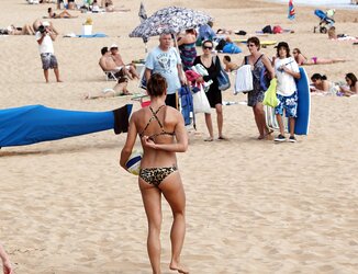 Alex Morgan bathing suit in Hawaii