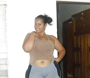 Hottest pear gags on