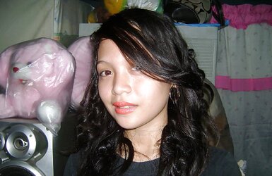 Rexcil Portera jiggly like her gal ABIGAIL