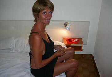 Saggy mature swinger