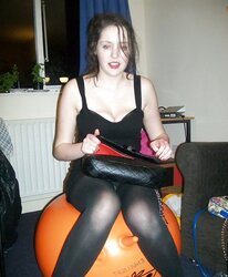 Billie the Facebook tart and mates
