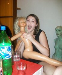 Billie the Facebook tart and mates