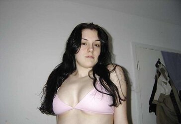 GEILE UND LUXURIOUS BROWN-HAIRED