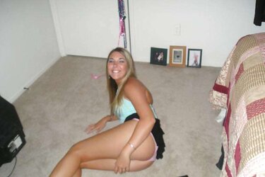 Upskirts Upshorts