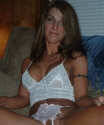 Who dont like mature femmes