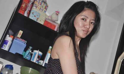 Carrier Singapore Linda gargling her married fucking partner