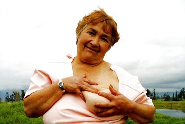 Colombian granny Bell (nineth set)