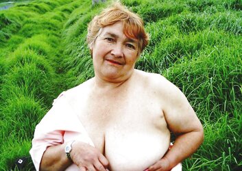Colombian granny Bell (nineth set)