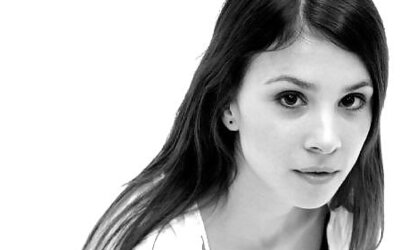 Aylin Tezel super-hot german celeb