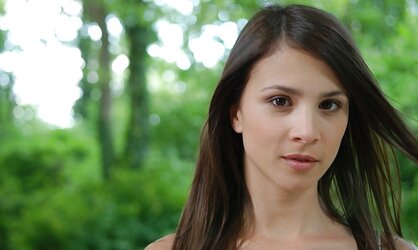 Aylin Tezel super-hot german celeb