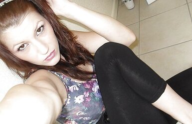 SUPER-SEXY TINY POSER X