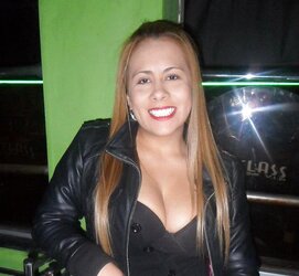 Gineht! Tetoncita deliciosa!