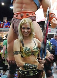 Honeys of Comic Con