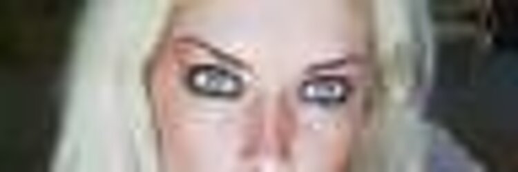 Julia super-fucking-hot hoe