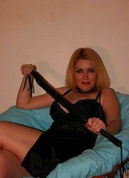 Julia super-fucking-hot hoe