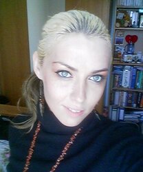 Julia super-fucking-hot hoe