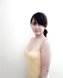 Selfie teenager pinay bare photo