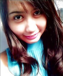 Selfie teenager pinay bare photo