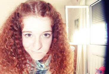Uber-Cute redhead for cum-shots