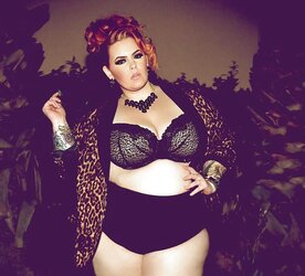 Curvaceous Cuties