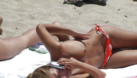 Super-Sexy Day At The Beach 26 -Braless- by Voyeur tROC