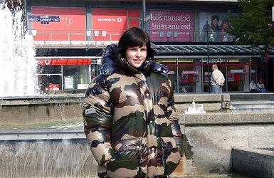 Super-Sexy wifes in handsome jackets