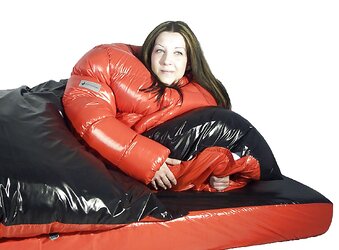 Super-Sexy wifes in handsome jackets
