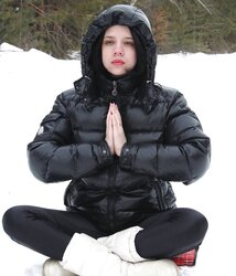 Super-Sexy wifes in handsome jackets