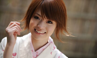 Azusa Itagaki - kimono pt.