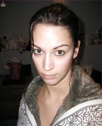 Amatrice dark haired parfaite set complet