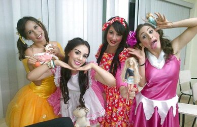 Mexicanas en pantimedias - mexican dolls in stockings