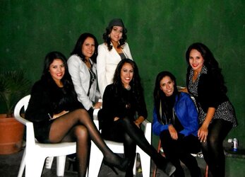Mexicanas en pantimedias - mexican dolls in stockings
