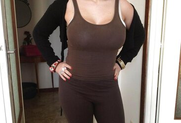 Italian Huge-Titted Nymph Tweak Up