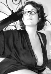 Italian Huge-Titted Nymph Tweak Up