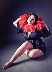 Italian Huge-Titted Nymph Tweak Up