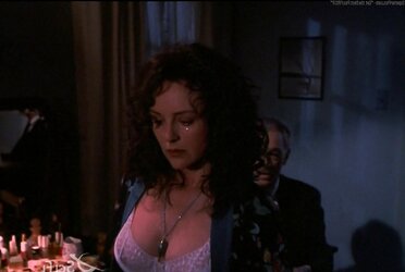 Bonnie Bedelia Ultimate Naked Bevy