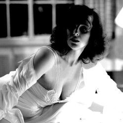 Bonnie Bedelia Ultimate Naked Bevy