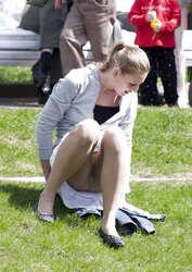 Upskirt Stockings Mingle
