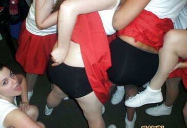Cheerleaders Erotica 11 By twistedworlds