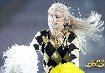 Cheerleaders Erotica 11 By twistedworlds