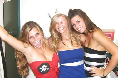 Joy Lovin’ College Chicks