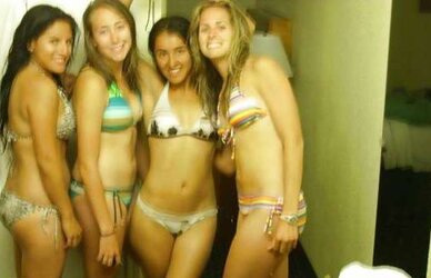 Joy Lovin’ College Chicks