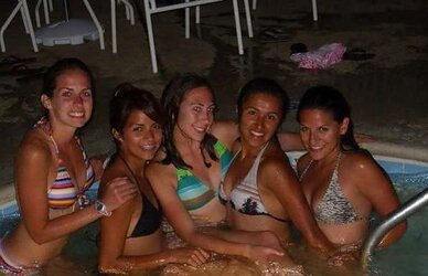 Joy Lovin’ College Chicks